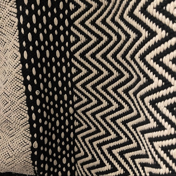 Travel Large tote Perfect for Vacation - Picture 4 of 6